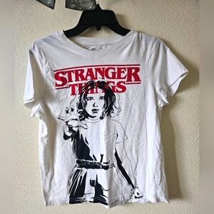 Netflix Women's Hopper Eleven Tee Stranger Things T-Shirt Size Small.